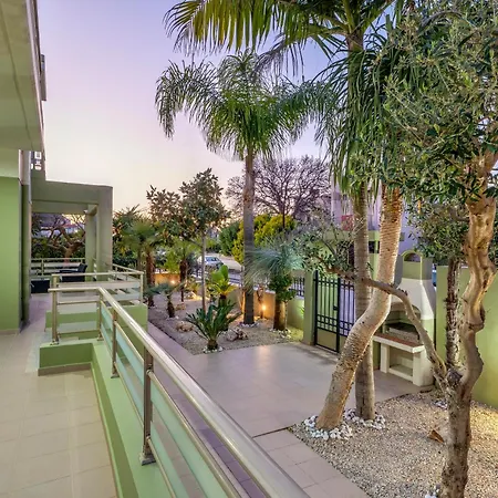 Sunny Palm Apartman Jaliszósz